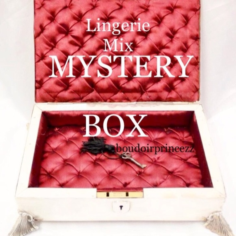 ✨Intimates mystery box✨